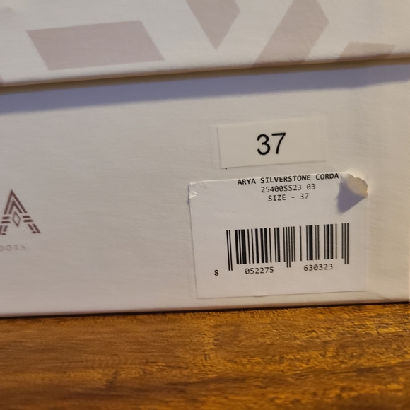 El Vaquero Women's Tan Moccasin Boots - Picture 9 of 10